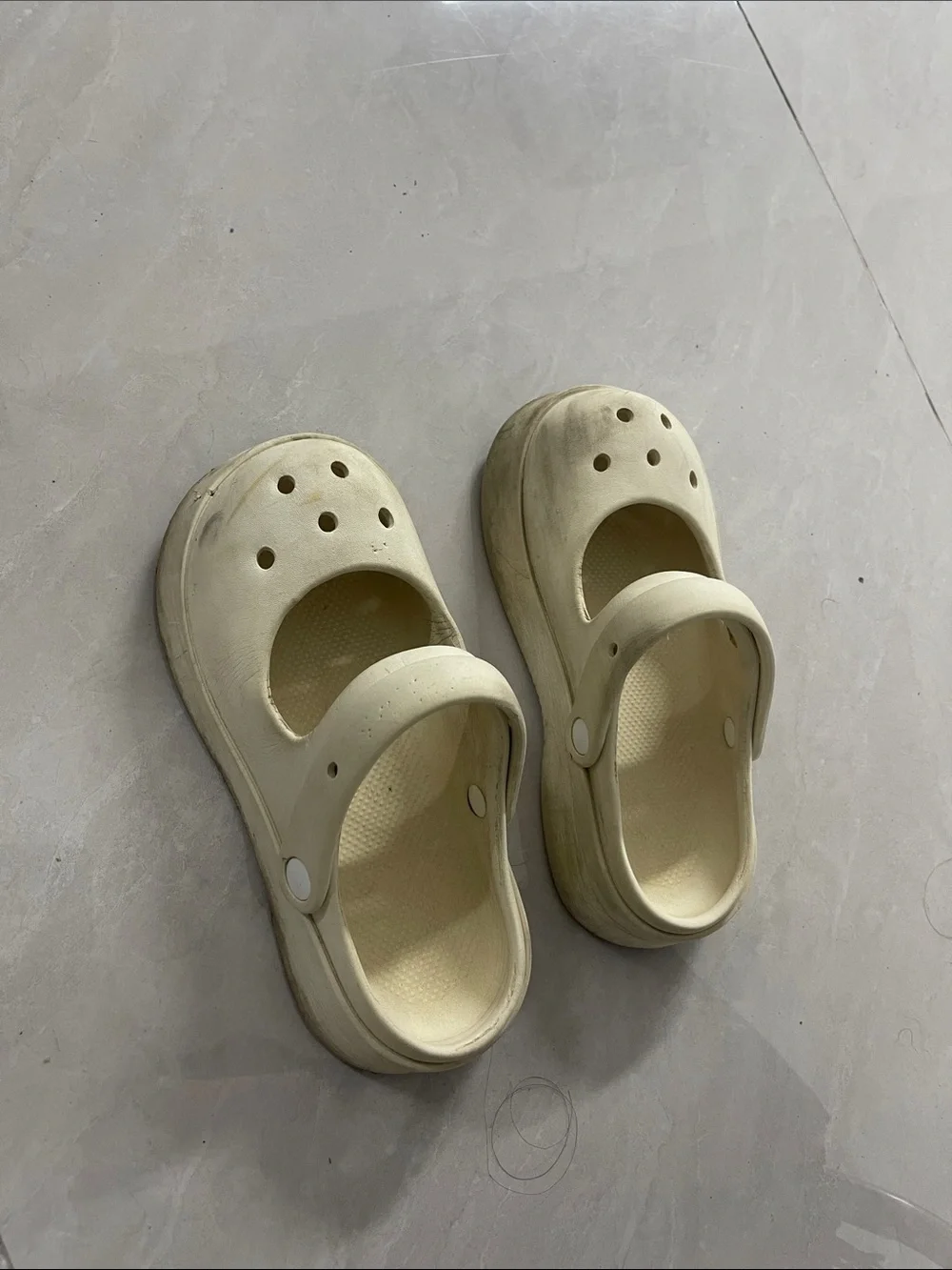 Kids Cream Slip-On Clog Shoes with Heel Strap